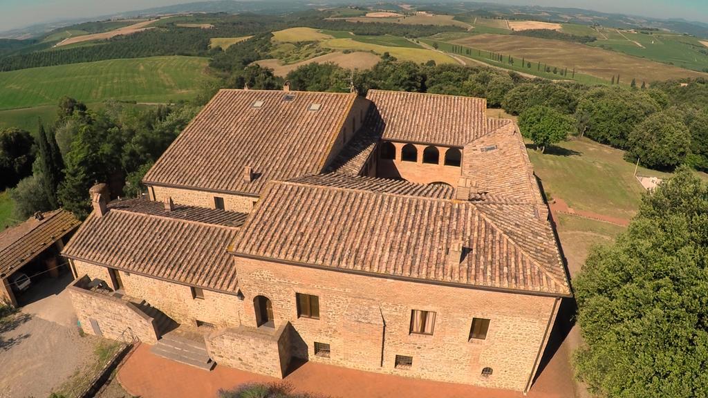 דירות מונטלצ'ינו Antica Grancia Di Quercecchio מראה חיצוני תמונה